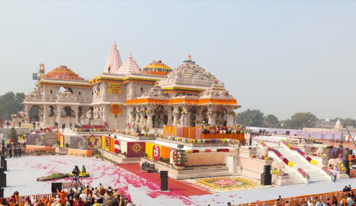 Read more about the article The Ultimate Guide to Ayodhya Trip Costs: Everything You Nee